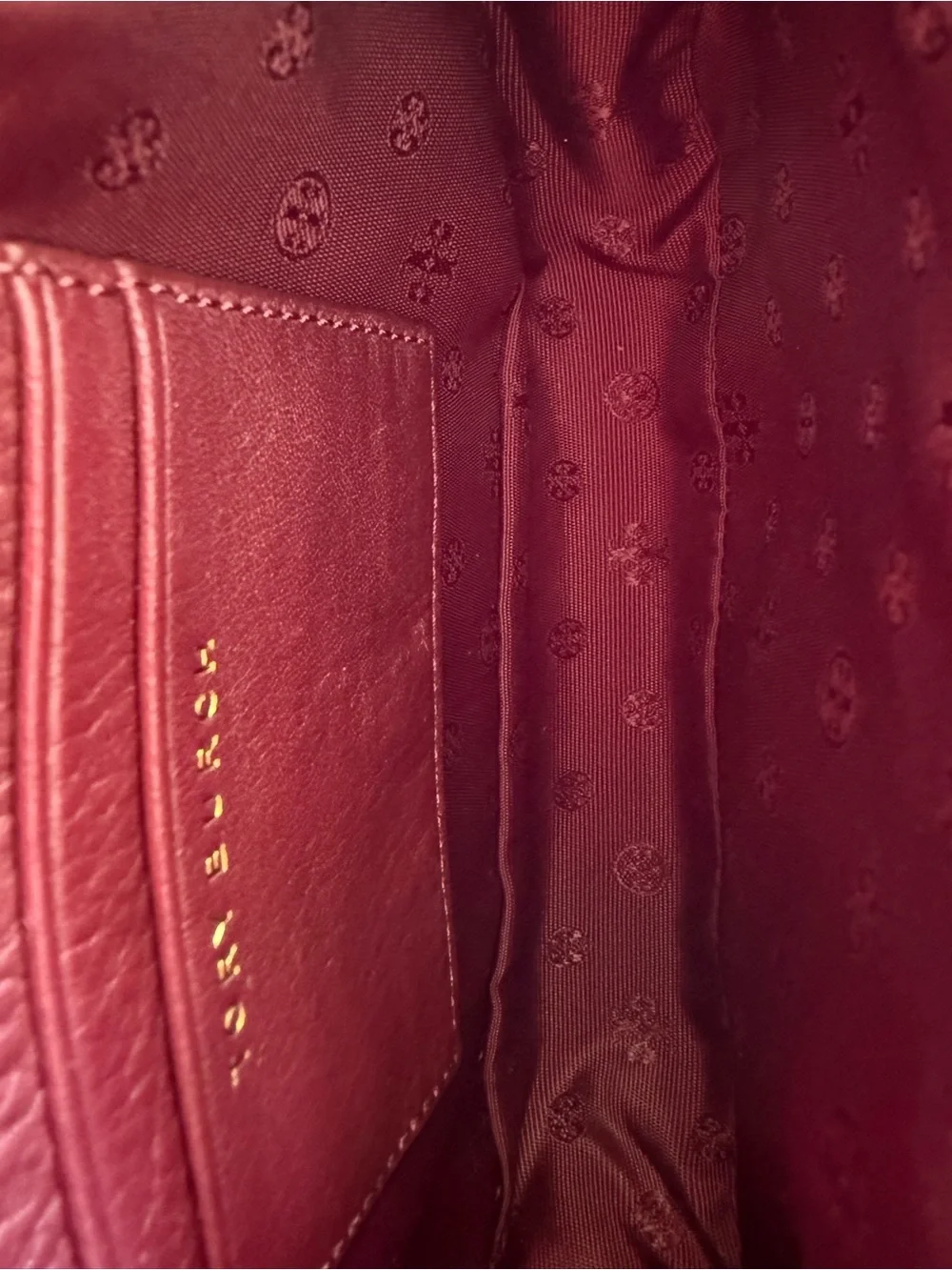 Tory Burch Burgundy Leather Crossbody Bag Adjustable Strap Gold Logo - Picture 6 of 6